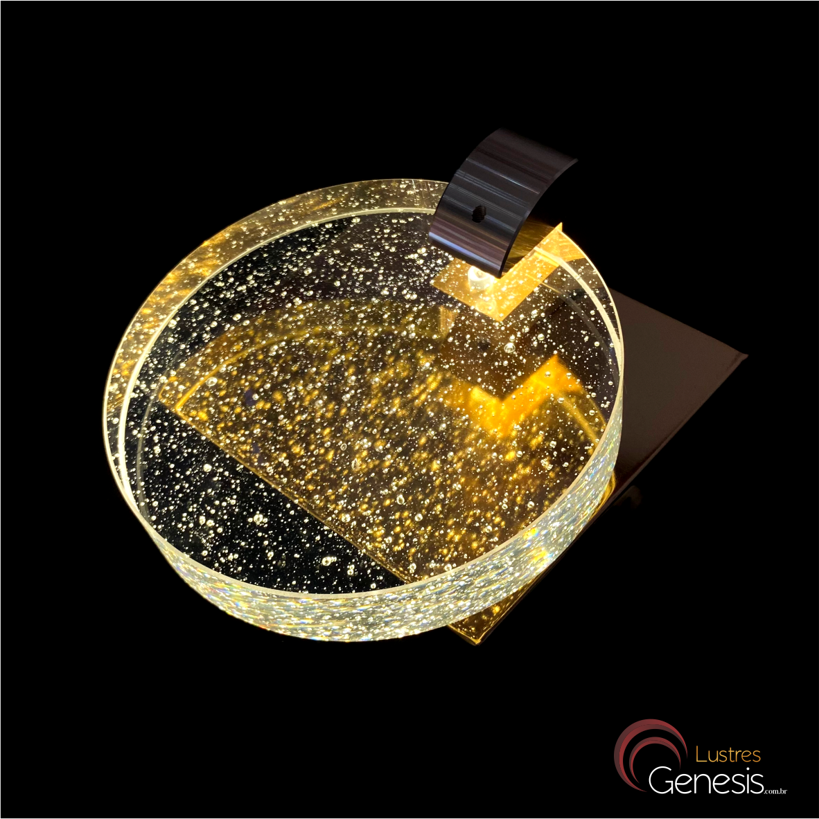 Arandela Moderna Celeste Dourado com LED Integrado Lustres Gênesis loja online de Lustres e Iluminação Decorativa